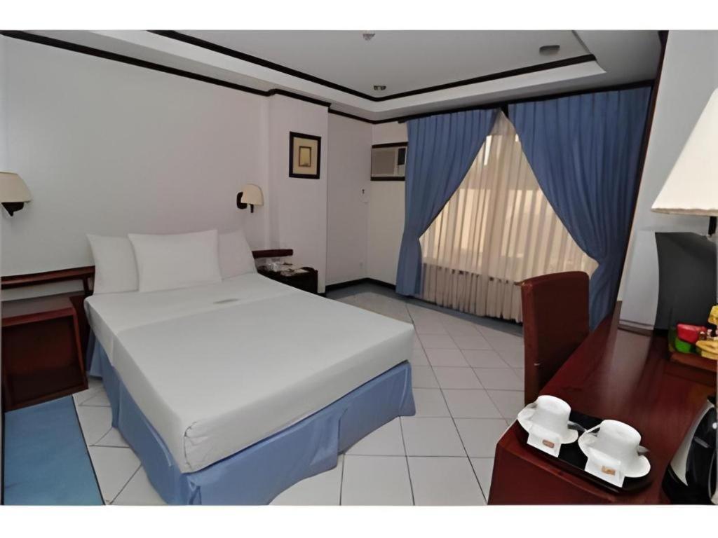 Soledad Suites Panglao Extérieur photo